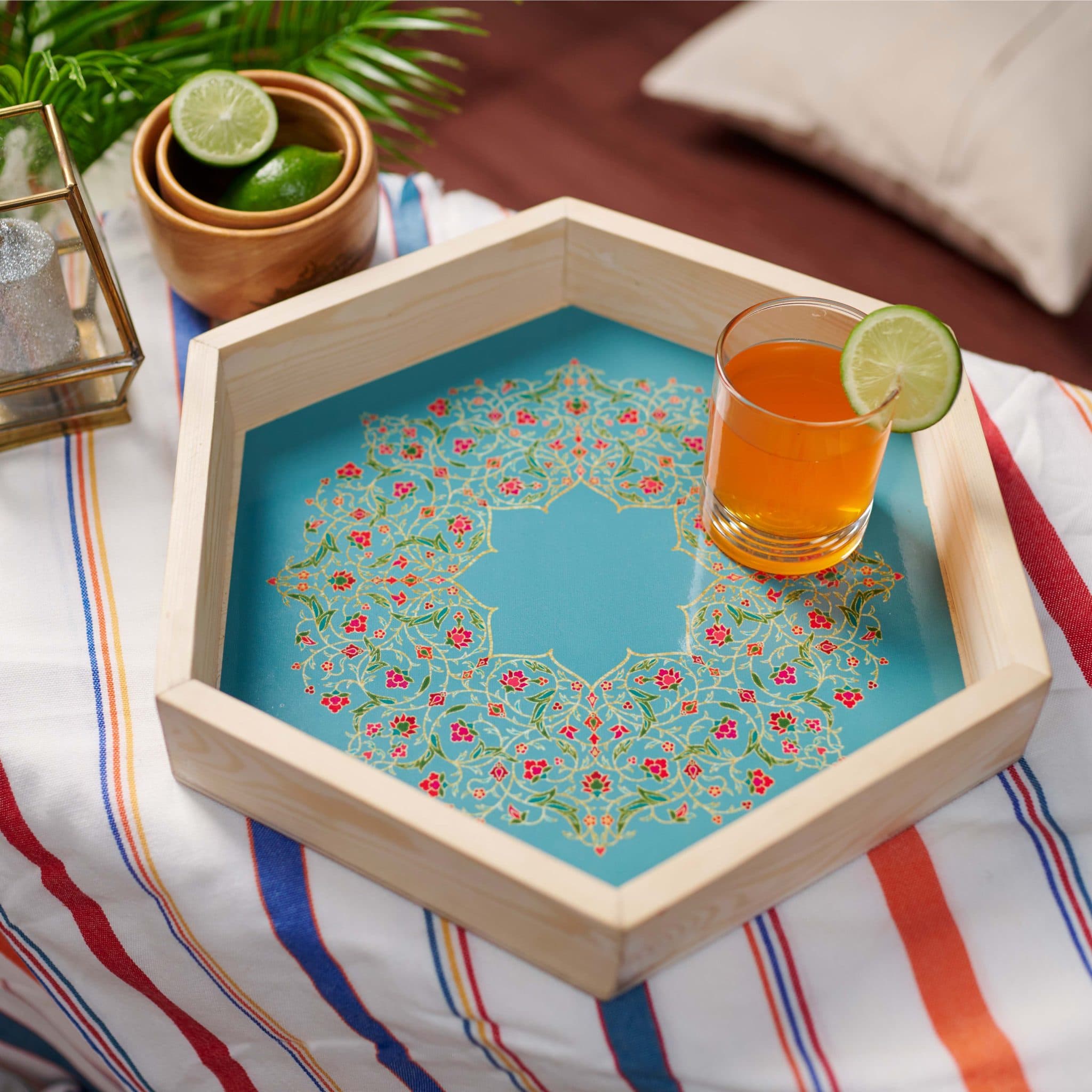 Tray